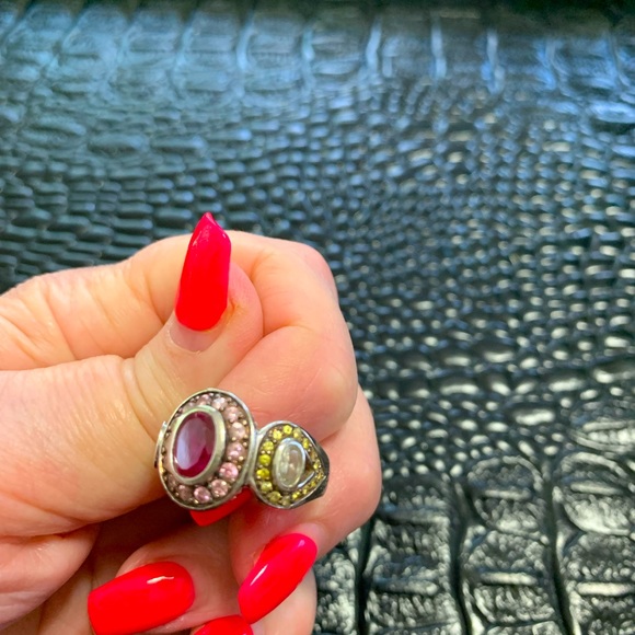 Sz 7 ring with dark pink, yellow stones - Picture 7 of 7